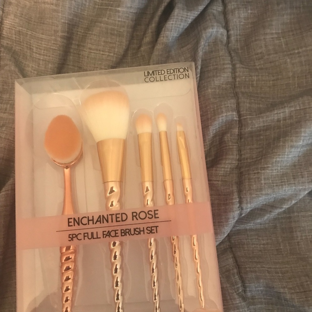 Brush set